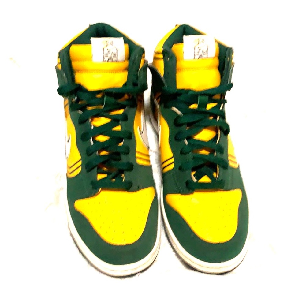 Size 6 is youth